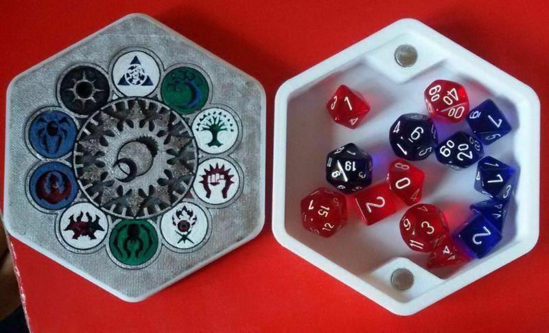 Ravnica Magnetic Dice Box