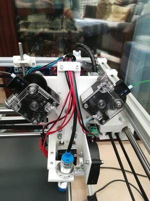 X Carriage for dual color print