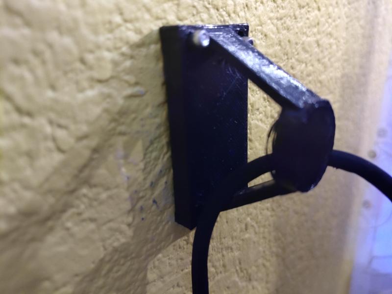 Cable Hook/Organizer