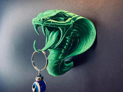 King cobra snake key chain wall mounted organizer