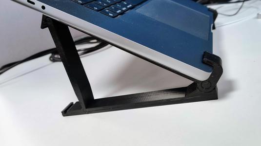 Foldable laptop Stand