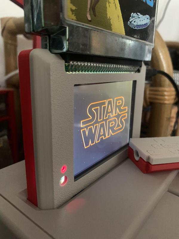 Famicom AV LCD (3.5") Cartridge Shell - FamiLCD