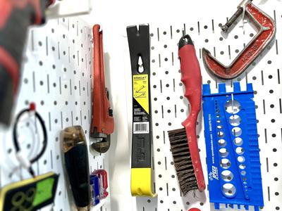 Prybar pegboard / Wall Control mount