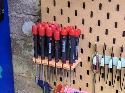 Skadis Wiha Picofinish screwdriver holder