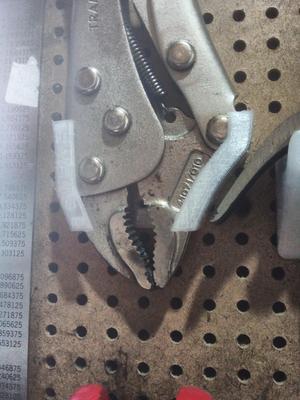 GRIP PLIERS PEG