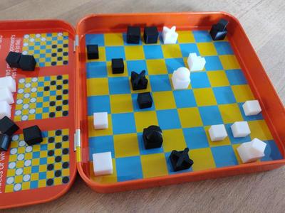 Mini pièces de jeu d'échecs BAUHAUS