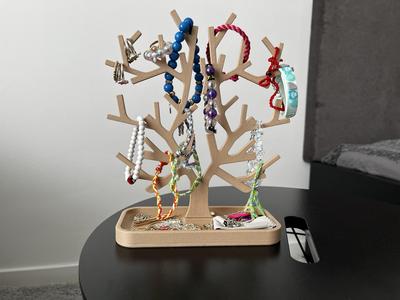 Jewelry tree