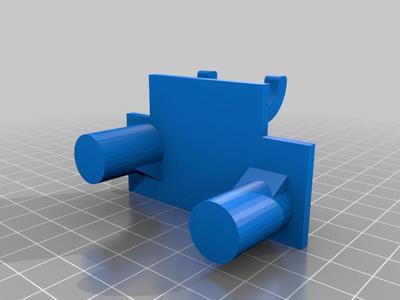 Small hammer stand for pegboard