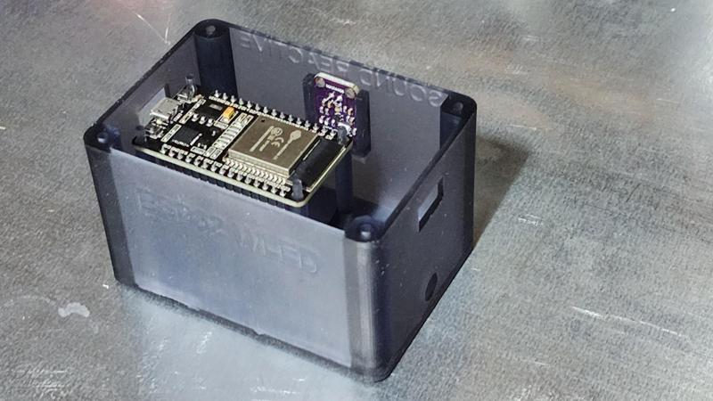 ESP32 WLED Sound Reactive Box
