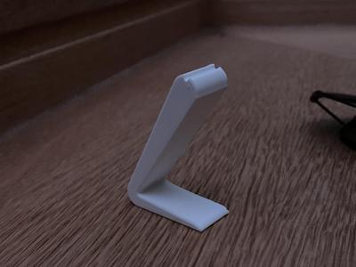 glasses holder modern (less fillament)