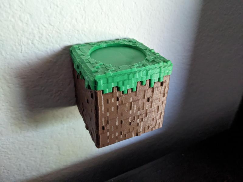 Wall Mounted Minecraft Grass Block Amiibo Stand