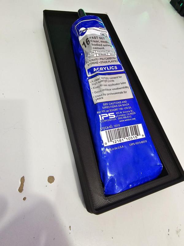 Gridfinity weld-on 16 5oz. glue holder