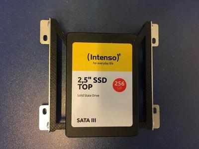 SSD drive bay adapter