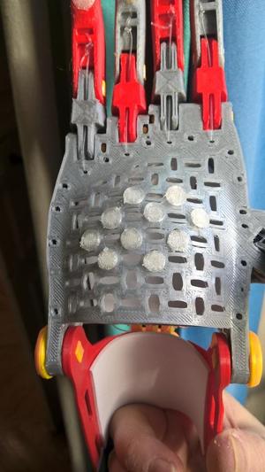 little cushion to insert into the phoenix hand thermo palm holes