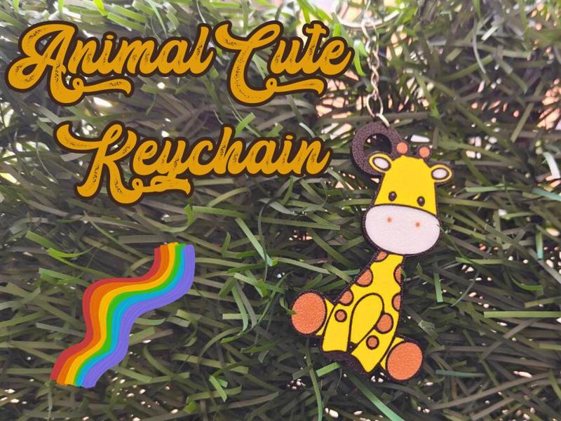 Montessori Giraffe Keychain – Cute Animal Series
