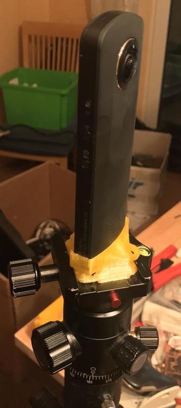 Ricoh Theta S / Theta V Arca and Peak Design Clip mount