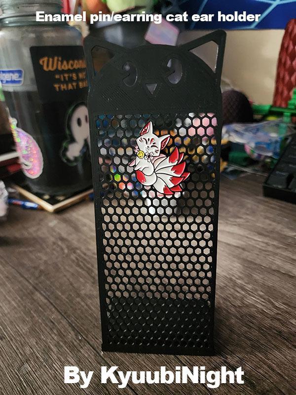 Enamel pin/ earring stand (Cat Ear Editon)