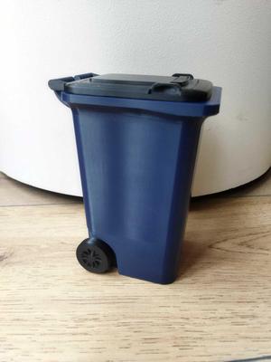 WHEELIE BIN TRASH CAN FOR DESK