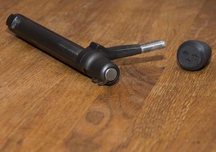 Tactical bolt knob M8 thread