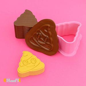 Pile of Poo bathbomb mold  💩