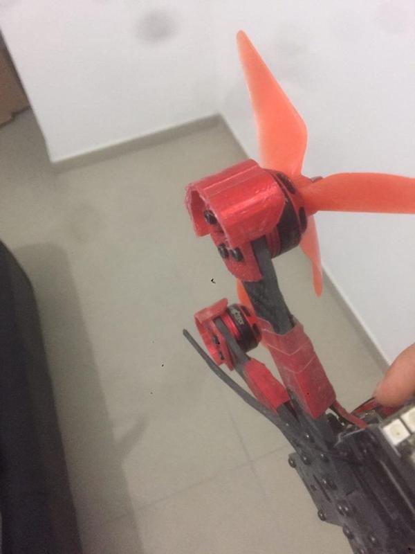 Qav-r \ TC-R220 \ Wizard Motor Guard + Landing Gear