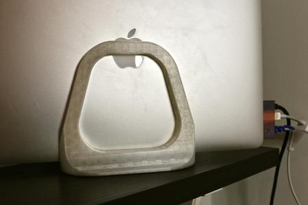 Strong vertical Macbook/laptop stand