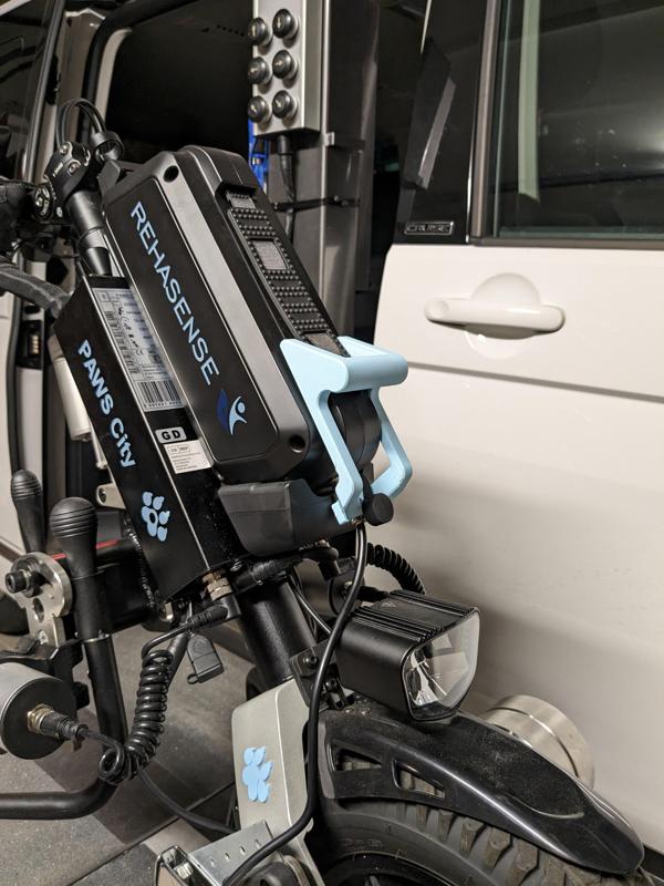 PAWS Ladekabel Einsteckhilfe / PAWS plug in help