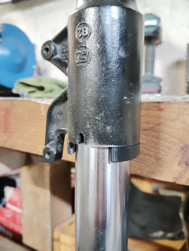 BAGUE MAINTIEN TUBE DE FOURCHE MOTO D50MM - MOTORCYCLE FORK TUBE WALL SUPPORT D50MM