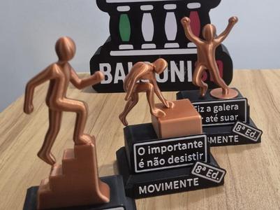 MOVIMENTE trophies