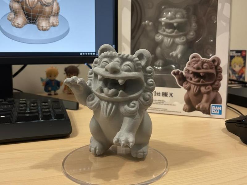 Auspicious Lion and Qilin Desk Ornament