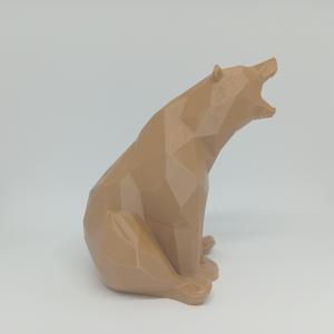 Low Poly Sitting Bear