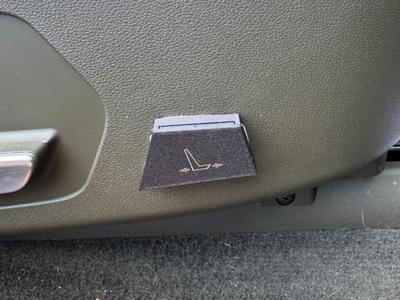 Hyundai Santa Fe 2024+ Seat Slider button cover