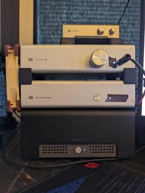 Schiit Bifrost-sized Fan Mount and Risers
