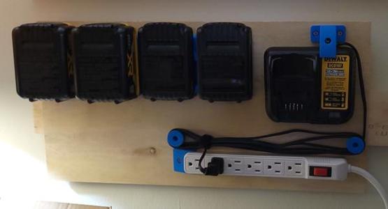DeWalt DCB107 charger holder
