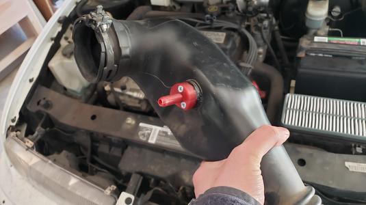 Saturn SL2 intake vacuum inlet port