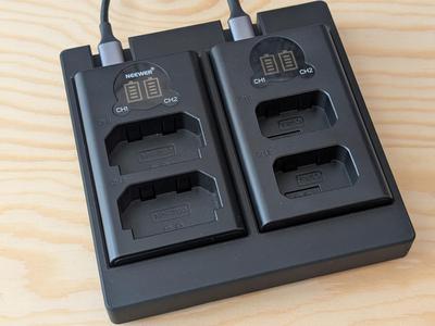 Gridfinity Neewer Battery Charger 2x FZ100 FW50