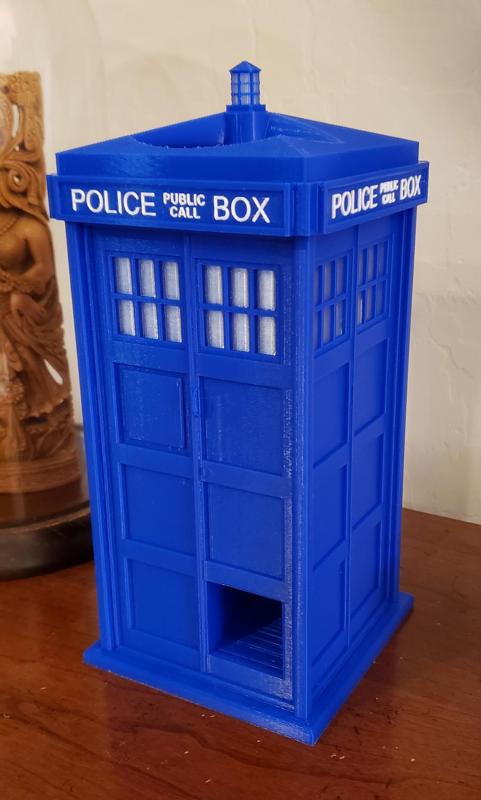 Tardis Dice Tower (multicolor)