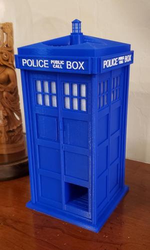 Tardis Dice Tower (multicolor)
