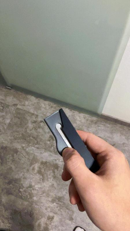 Gravity Cutter Knife