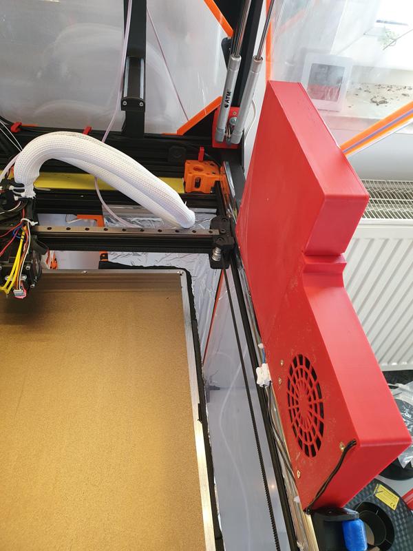 Compact air filter. Steps available