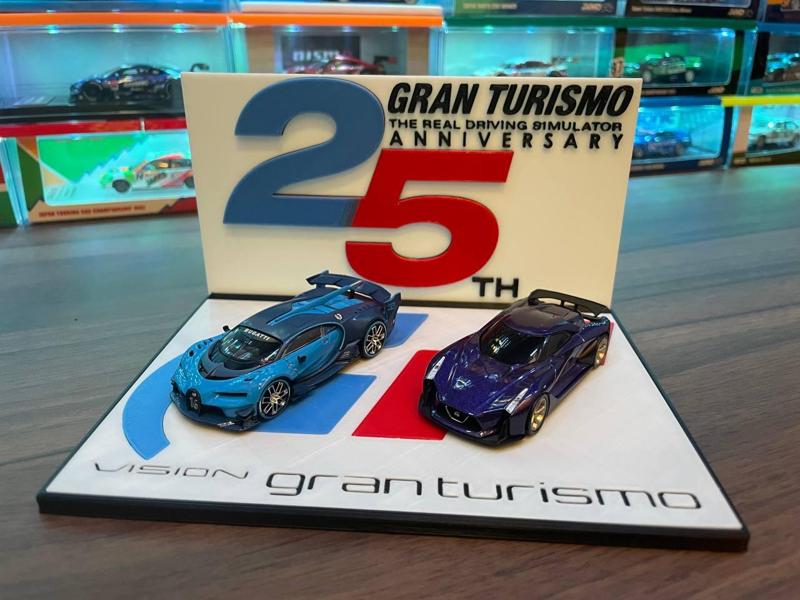 Dual 1/64 Gran Turismo 25th Anniversary Theme Display