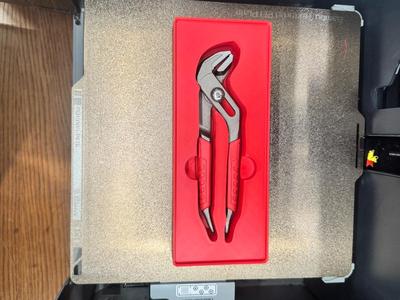 Milwaukee 6 in. Straight-Jaw Pliers - Gridfinity
