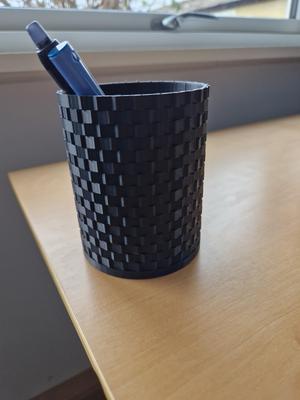 Basic penholder