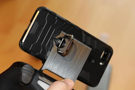 PS4 Dualshock Clip On Phone (with Cover) Mount