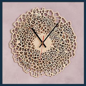 cracked clock