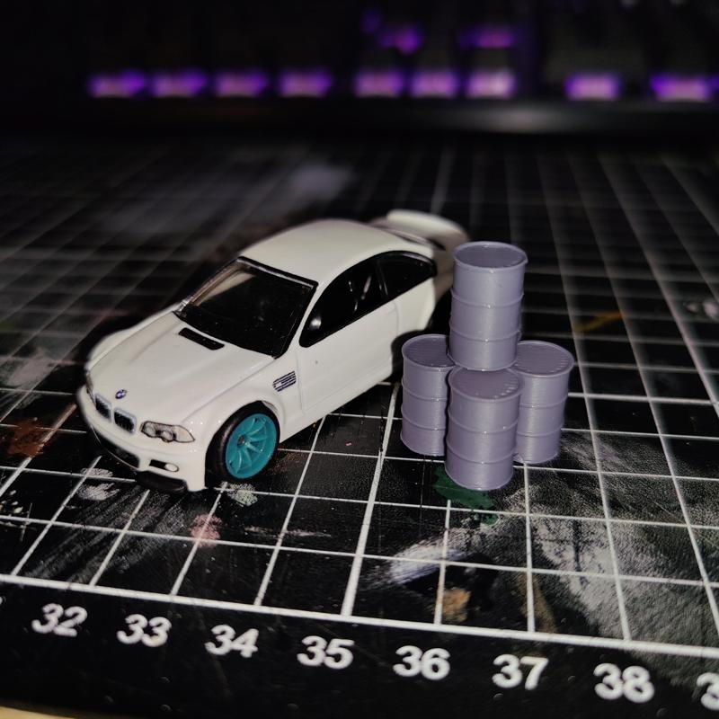 1:64 Oil Barrel Prop