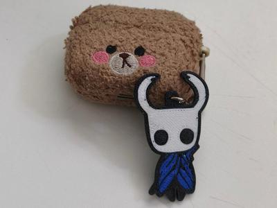 hollow knight keychain