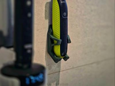 OneBlade WallDock – Wall Mount for Your Shaver 