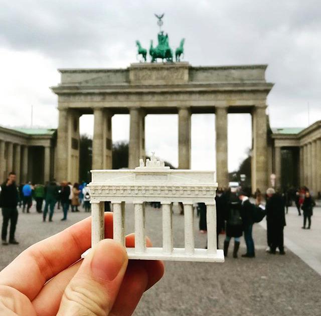 Brandenburg Gate - Berlin , Germany (Simple)