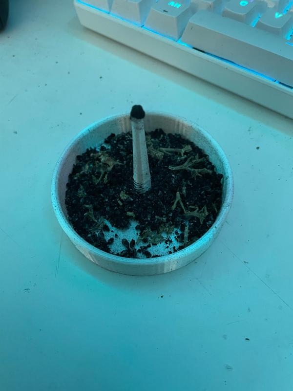 ashtray with debowler